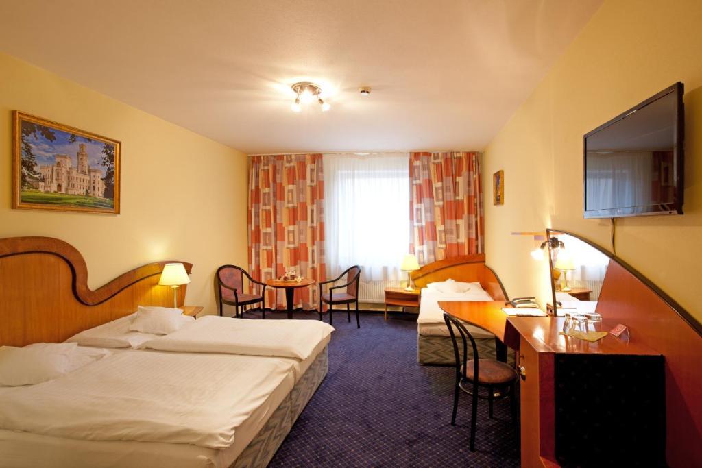 Hotel Savoy Ceske Budejovice Exterior foto