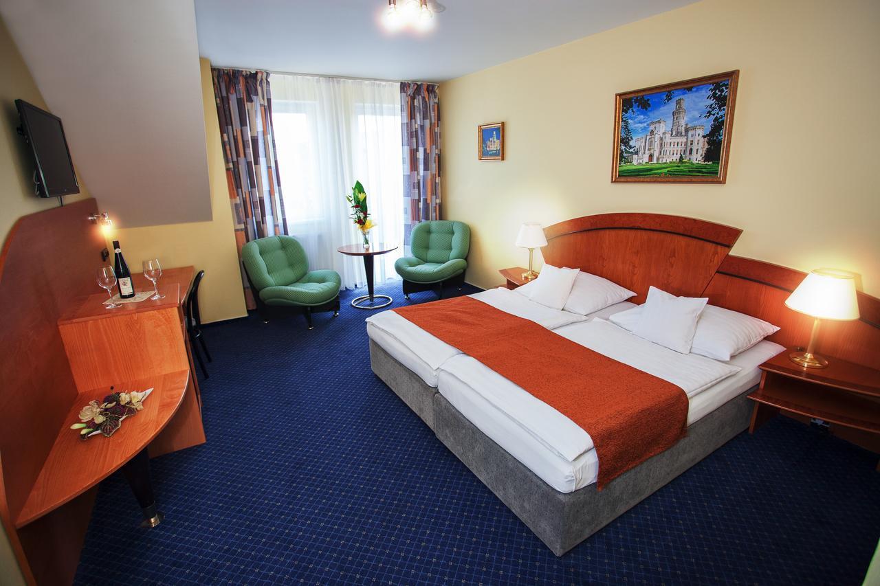 Hotel Savoy Ceske Budejovice Exterior foto